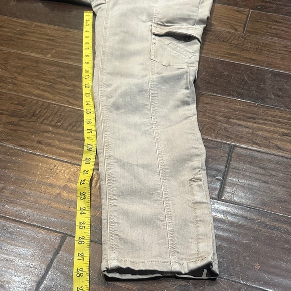 White House Black Market Beige Straight Leg Jeans - Picture 6 of 7